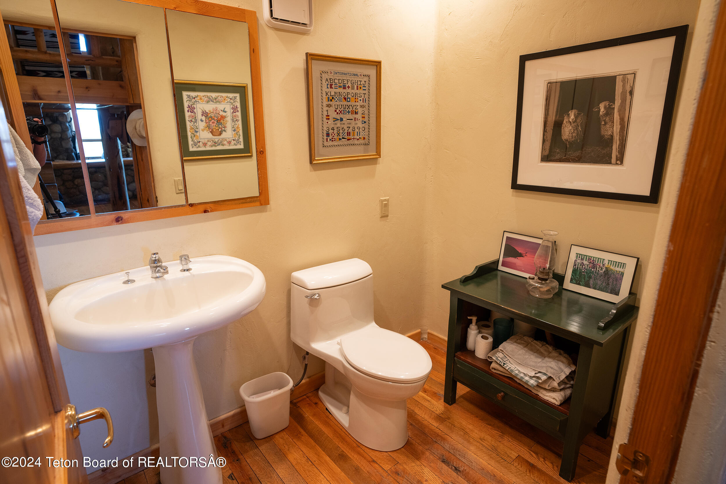 465 East Rigby Road Alta, WY 83414 - Photo 17 of 85 Half Bath