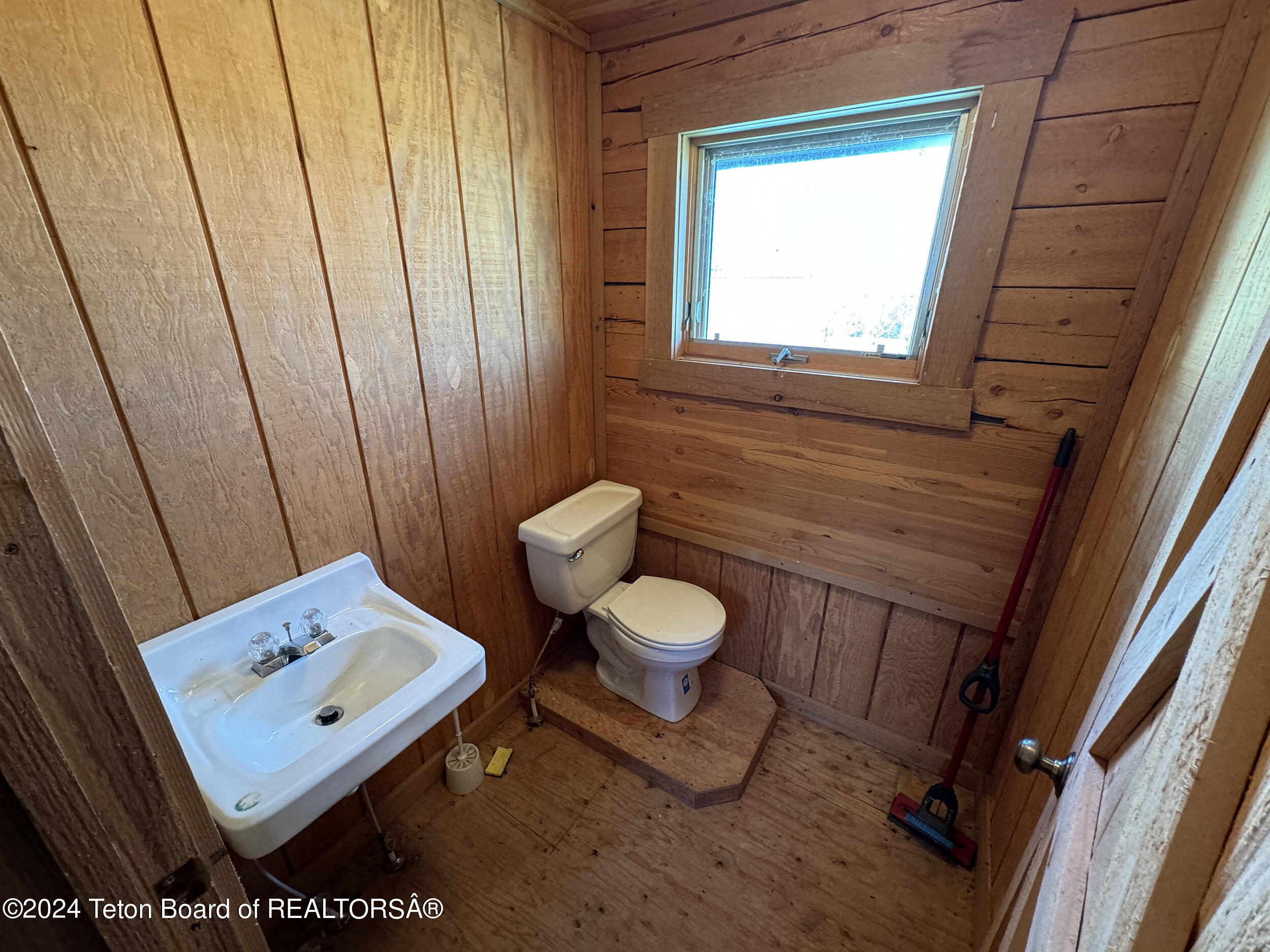 465 East Rigby Road Alta, WY 83414 - Photo 60 of 85 Toy Barn Upstairs Bathroom