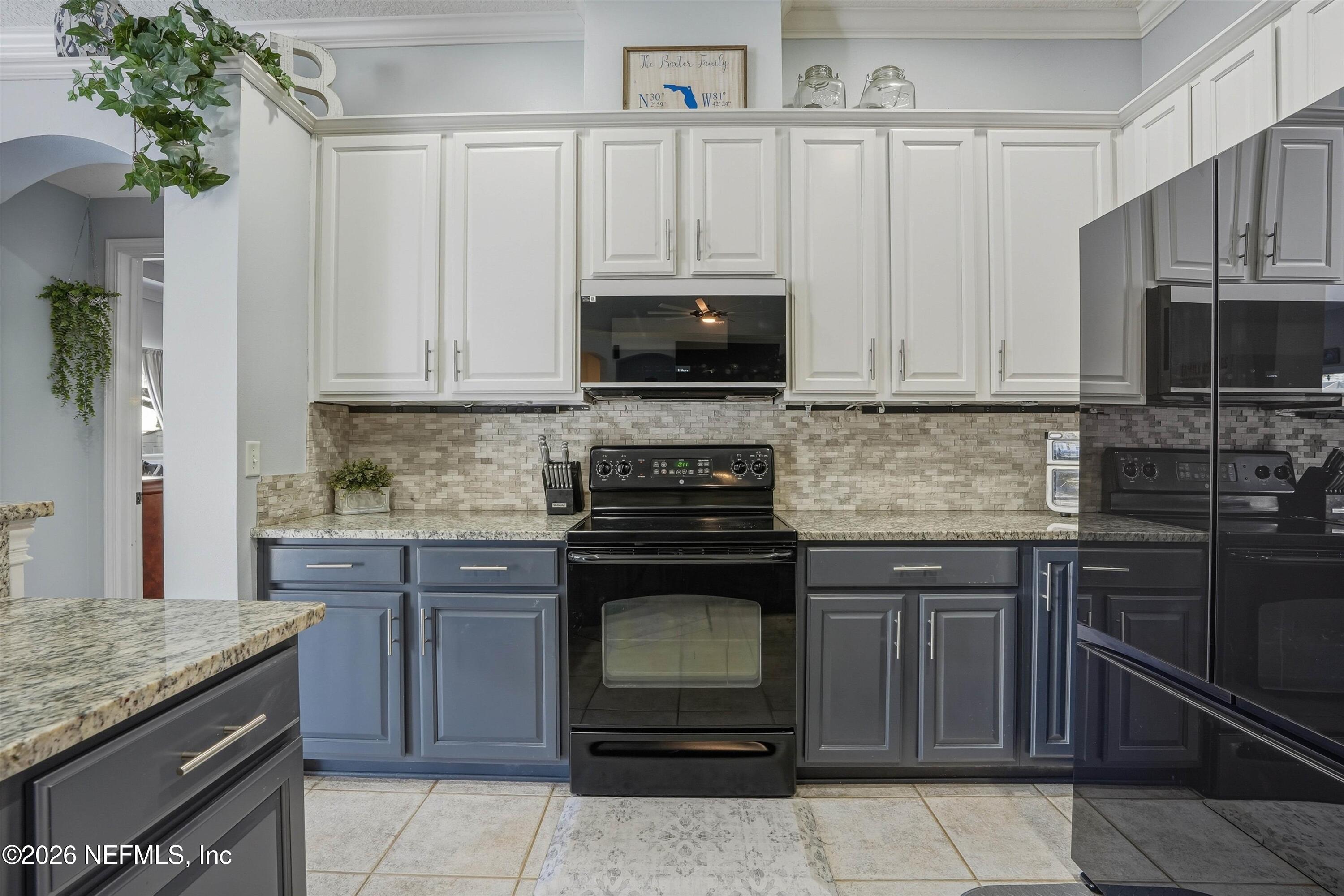 2918 Grande Oaks Way Fleming Island, FL 32003 - Photo 13 of 54 Kitchen