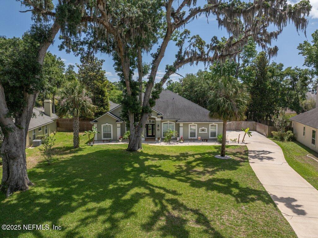 2918 Grande Oaks Way Fleming Island, FL 32003 - Photo 76 of 82 Long Driveway