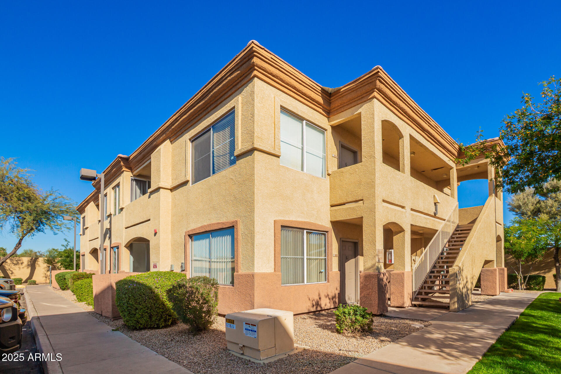2134 East Broadway Road, Unit 1035 Tempe, AZ 85282 - Photo 3 of 31 Gallery Image 3