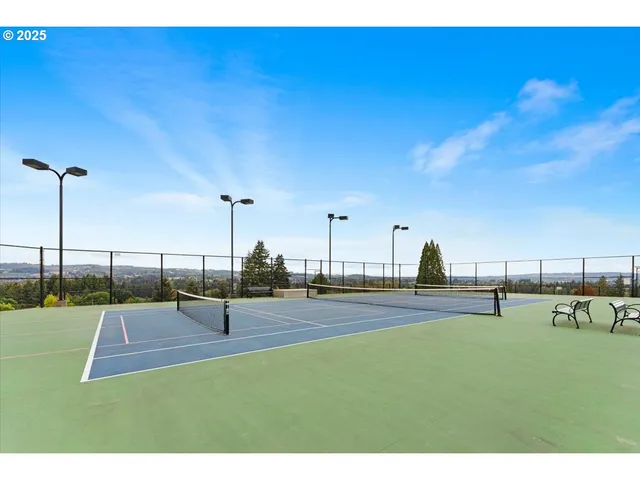 a picture of a bench in a floor