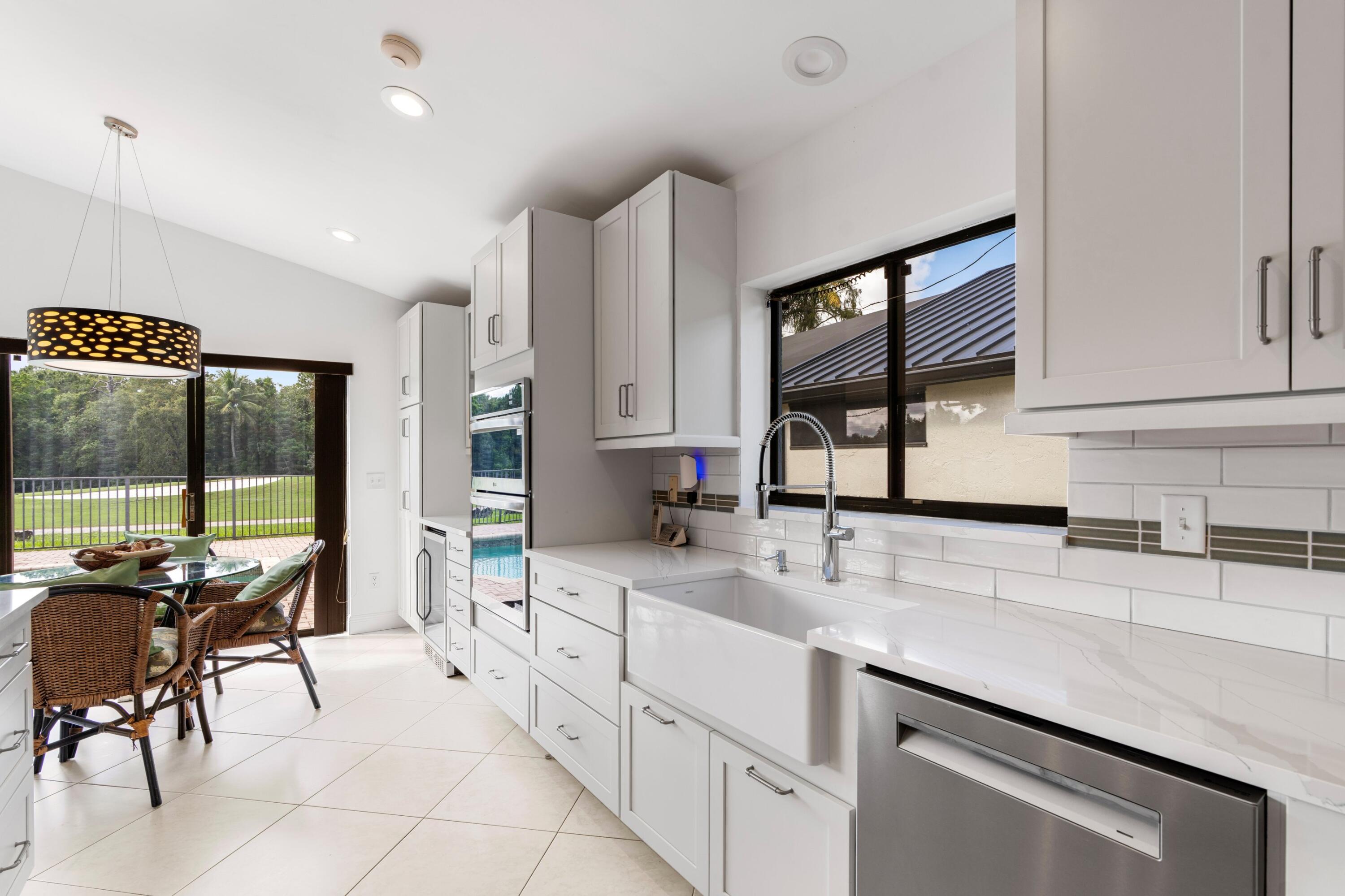 21452 Bridgeview Drive Boca Raton, FL 33428 - Photo 12 of 77 Kitchen