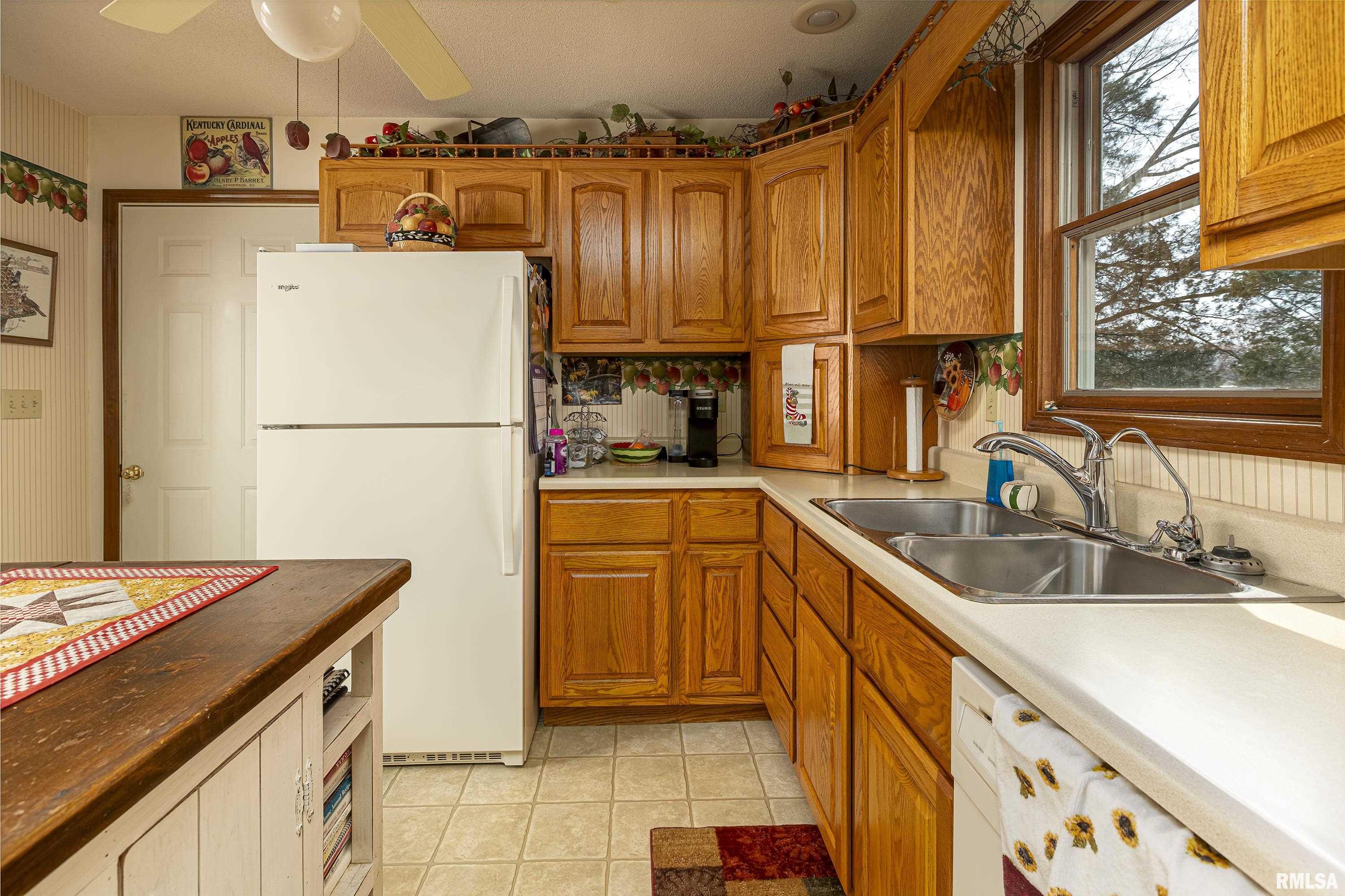 12040 Deer Run Road Marion, IL 62959 - Photo 16 of 36 Gallery Image 16