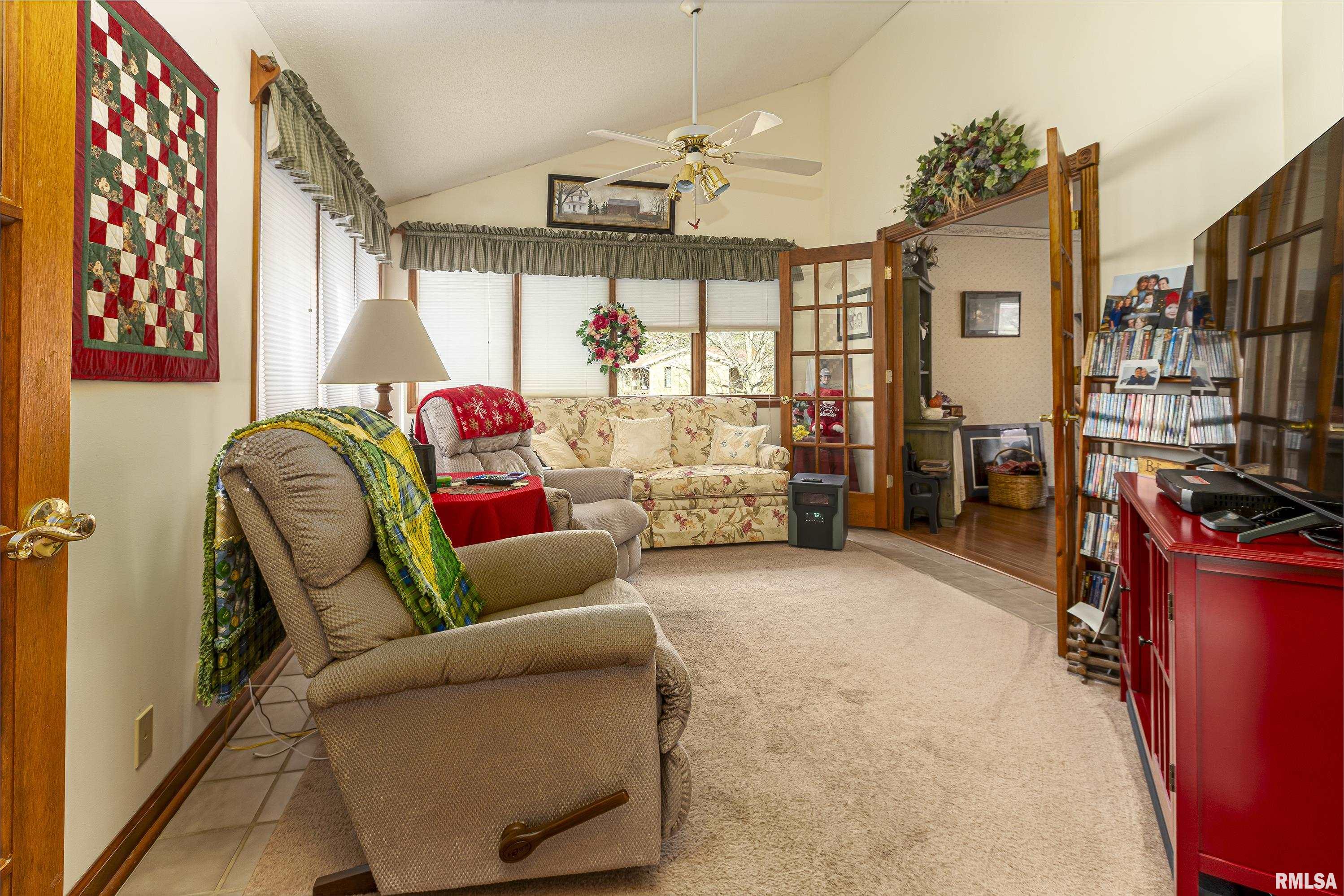 12040 Deer Run Road Marion, IL 62959 - Photo 8 of 36 Gallery Image 8