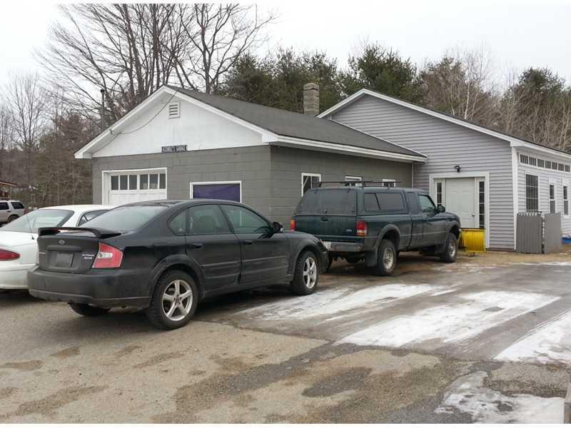 2626 Hotel Road Auburn, ME 04210 - Photo 17 of 19 Parking Lot/Garage.