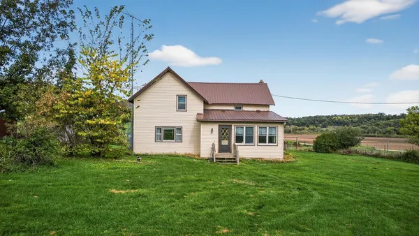 $355,000 | 10443 State Highway 30, Chatfield, MN 55923