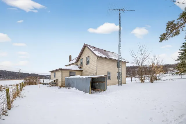 $375,000 | 10443 State Highway 30, Chatfield, MN 55923