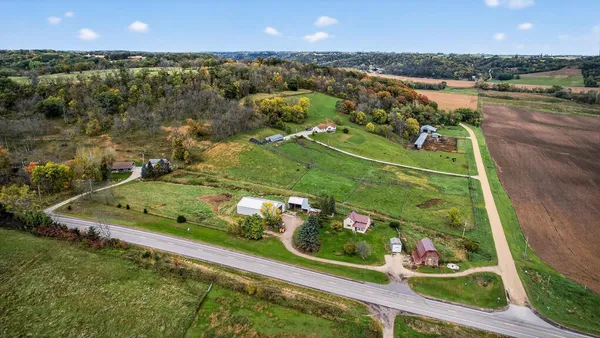 $355,000 | 10443 State Highway 30, Chatfield, MN 55923