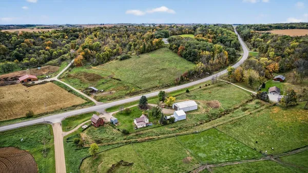 $355,000 | 10443 State Highway 30, Chatfield, MN 55923