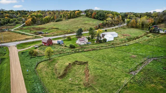 $375,000 | 10443 State Highway 30, Chatfield, MN 55923