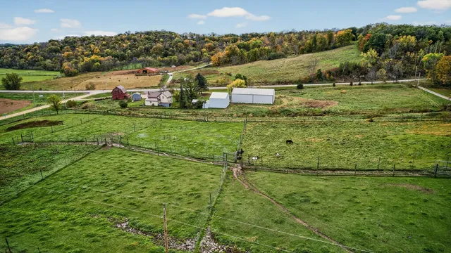 $375,000 | 10443 State Highway 30, Chatfield, MN 55923