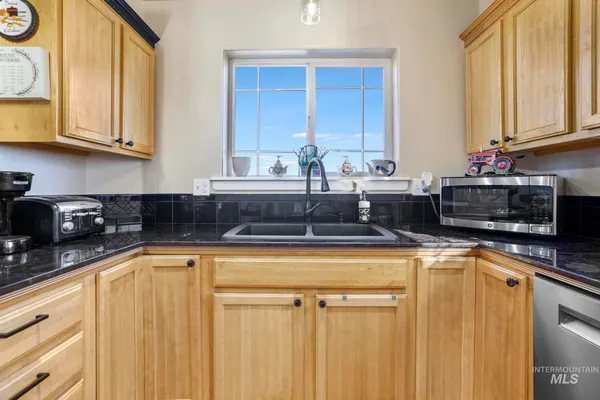 $658,000 | 560 Riverview Drive, Gooding, ID 83330