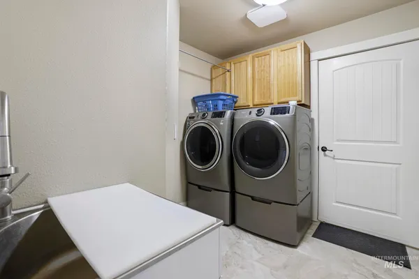 $658,000 | 560 Riverview Drive, Gooding, ID 83330