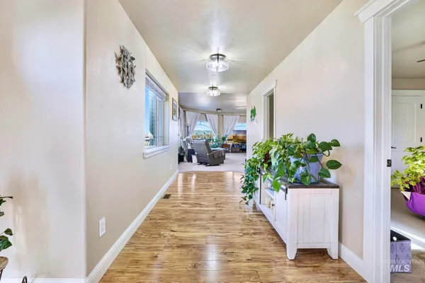 $658,000 | 560 Riverview Drive, Gooding, ID 83330