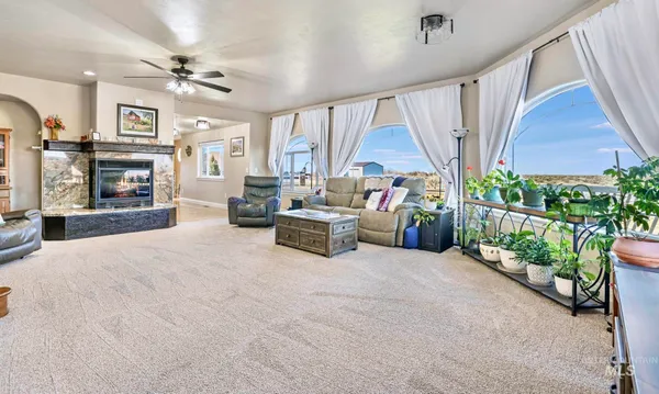 $658,000 | 560 Riverview Drive, Gooding, ID 83330