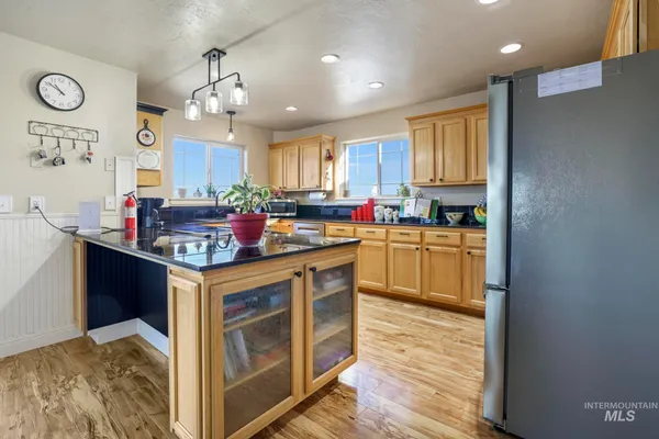 $658,000 | 560 Riverview Drive, Gooding, ID 83330