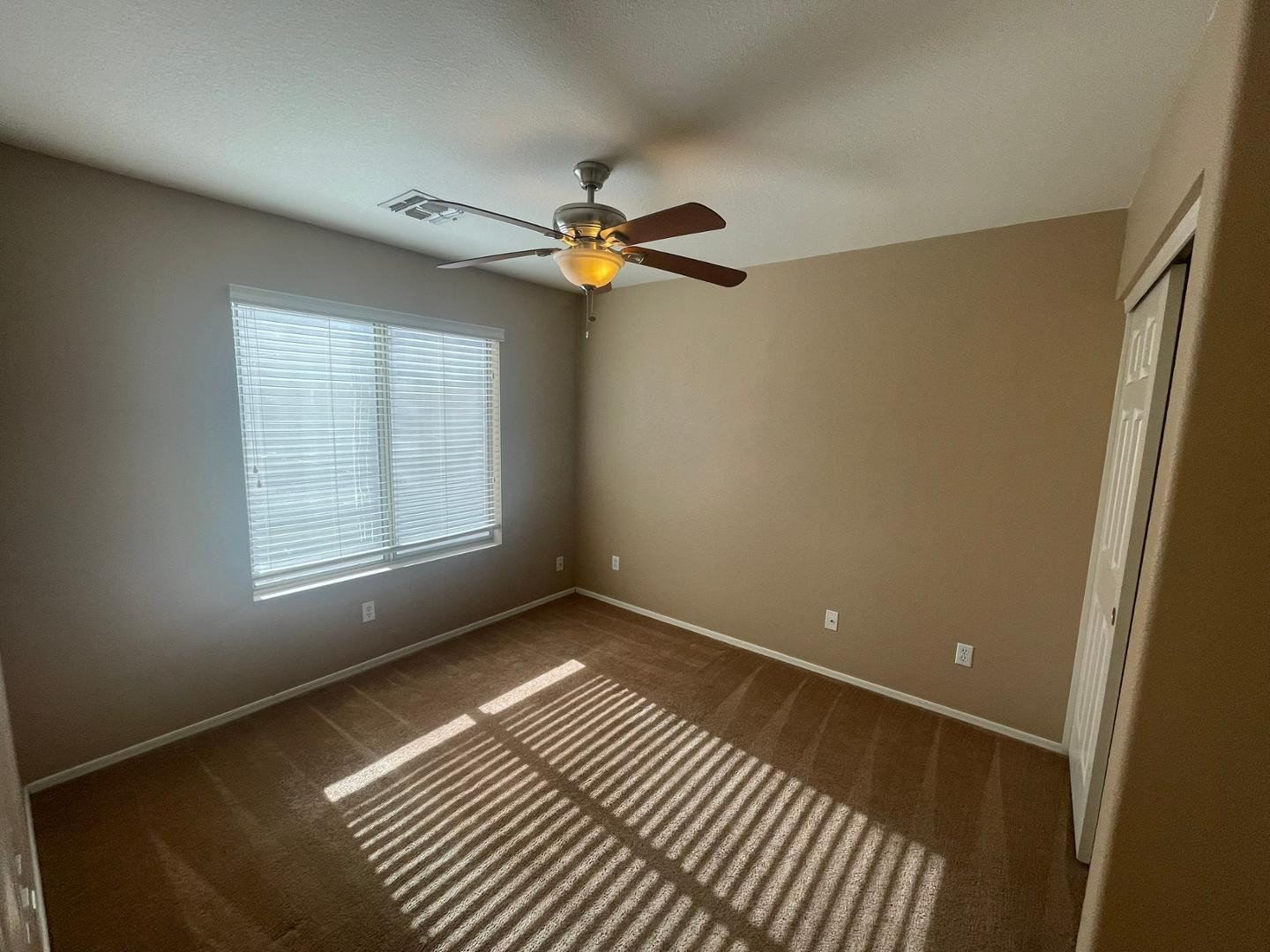 1053 West Bruce Avenue Gilbert, AZ 85233 - Photo 8 of 18 Photo #8