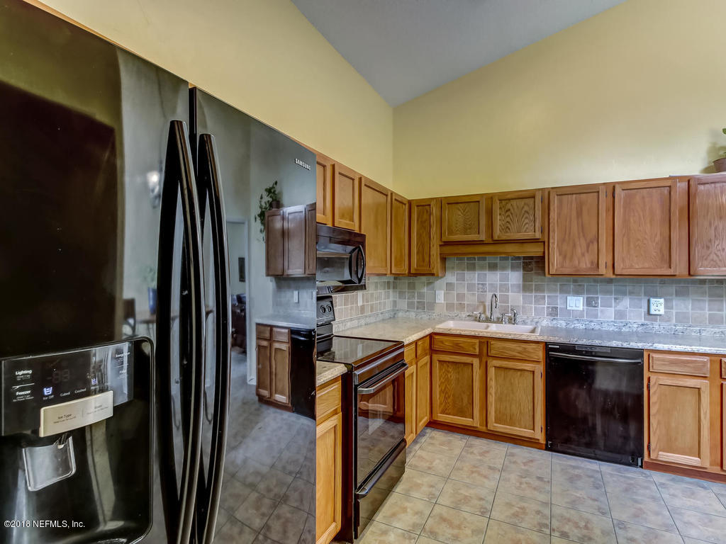 5335 Raccoon Ridge Court Jacksonville, FL 32258 - Photo 10 of 32 5335 Raccoon Ridge Ct-014-31-Kitchen-MLS