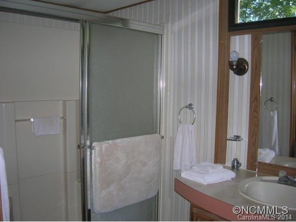 176 Clements Circle Rutherfordton, NC 28139 - Photo 14 of 23 Gallery Image 14