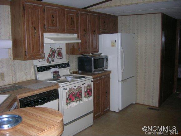 176 Clements Circle Rutherfordton, NC 28139 - Photo 3 of 23 Gallery Image 3