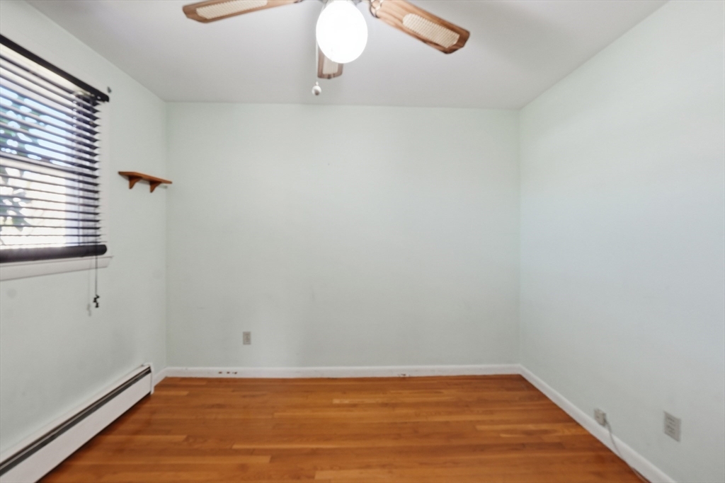 43 Robin Road Worcester, MA 01604 - Photo 28 of 31