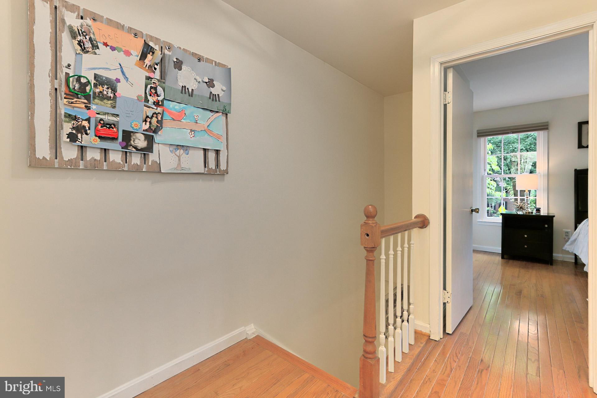 2404 Wanda Way Reston, VA 20191 - Photo 15 of 34 Upper Foyer w Linen Closet