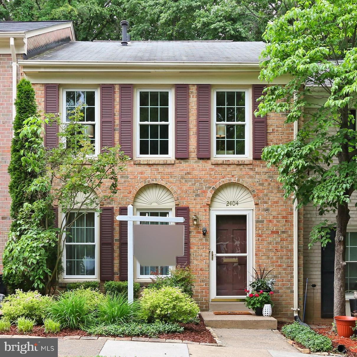 2404 Wanda Way Reston, VA 20191 - Photo 33 of 34 Desirable Front and Rear Full Brick Home