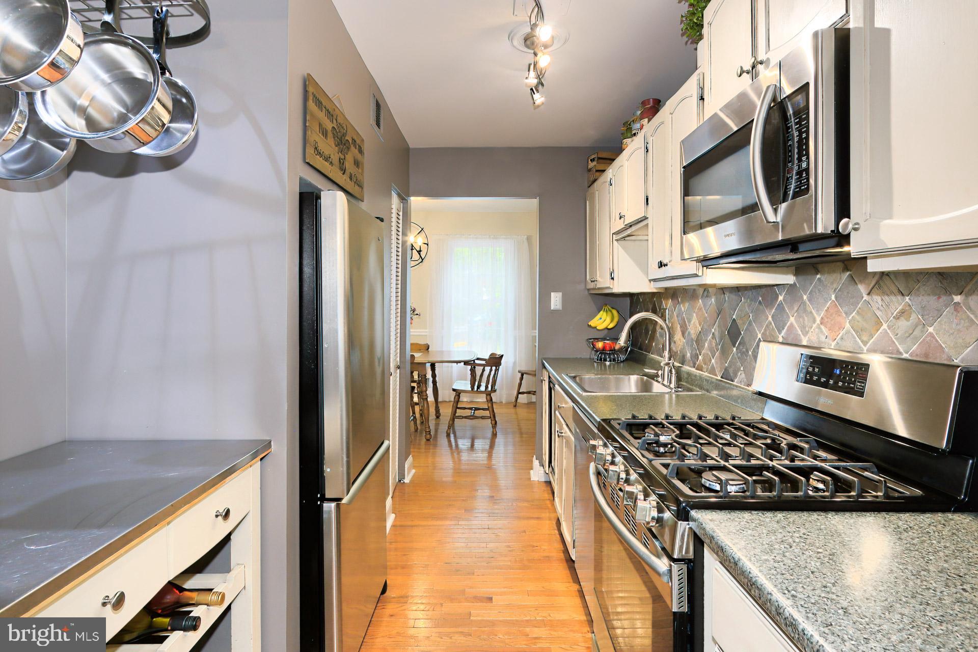 2404 Wanda Way Reston, VA 20191 - Photo 10 of 34 Prep Station + Pot Rack