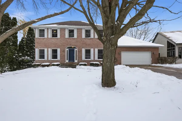 $749,900 | 5948 Woods Edge Road, Fitchburg, WI 53711