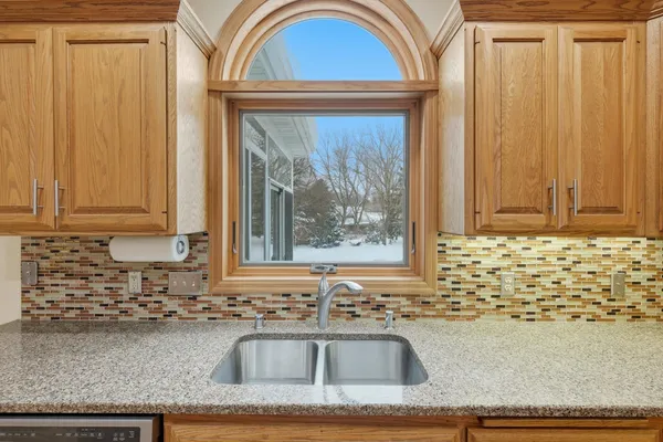 $749,900 | 5948 Woods Edge Road, Fitchburg, WI 53711