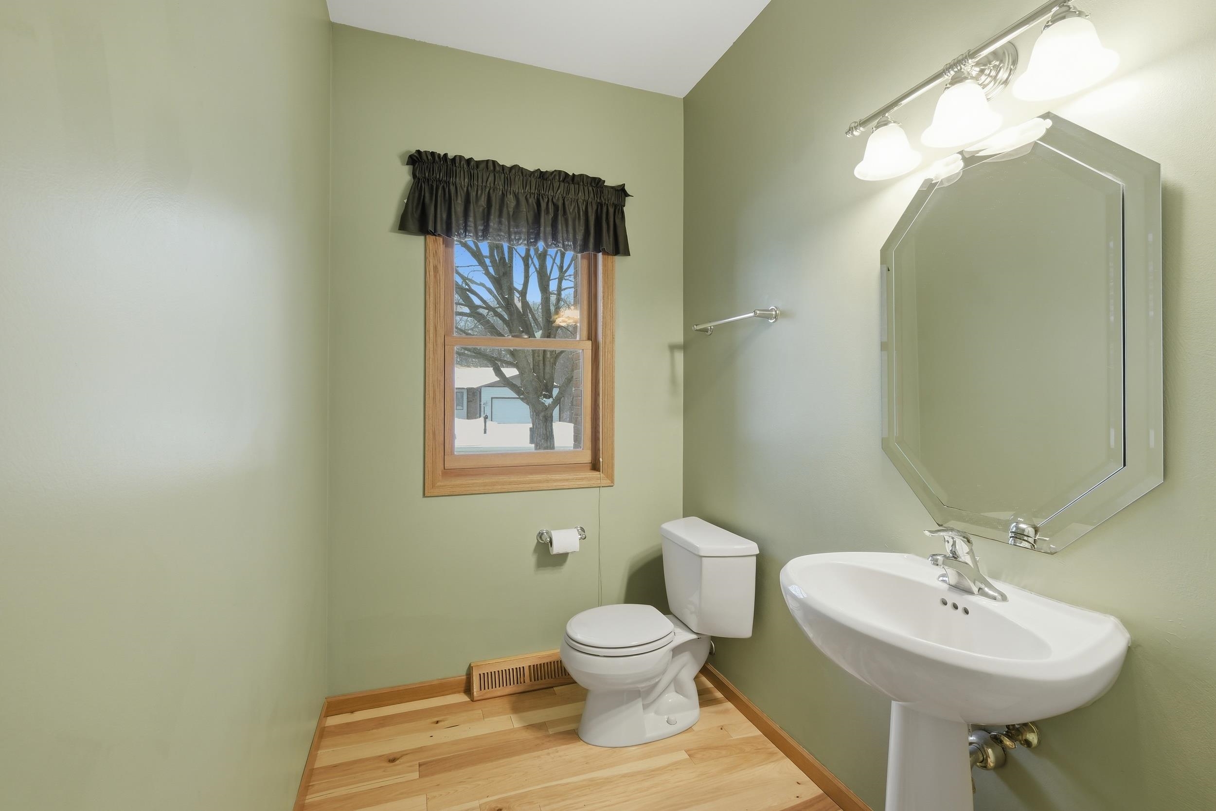 5948 Woods Edge Road Fitchburg, WI 53711 - Photo 19 of 53