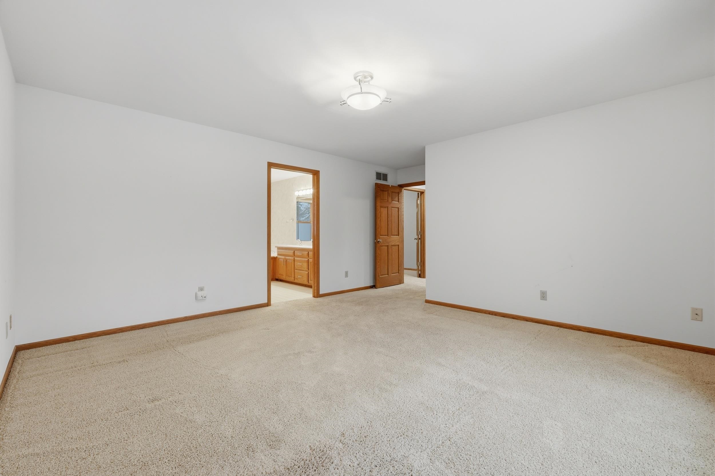 5948 Woods Edge Road Fitchburg, WI 53711 - Photo 23 of 53