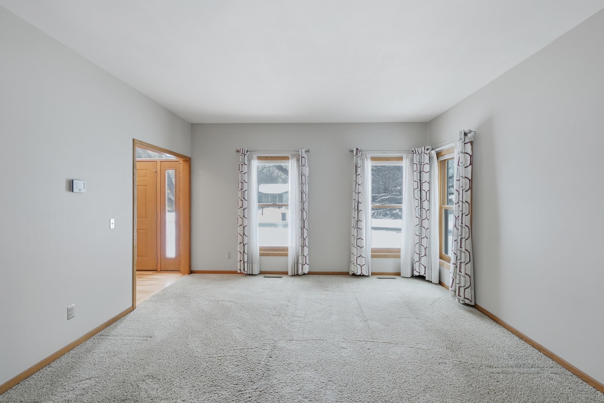 5948 Woods Edge Road Fitchburg, WI 53711 - Photo 6 of 53