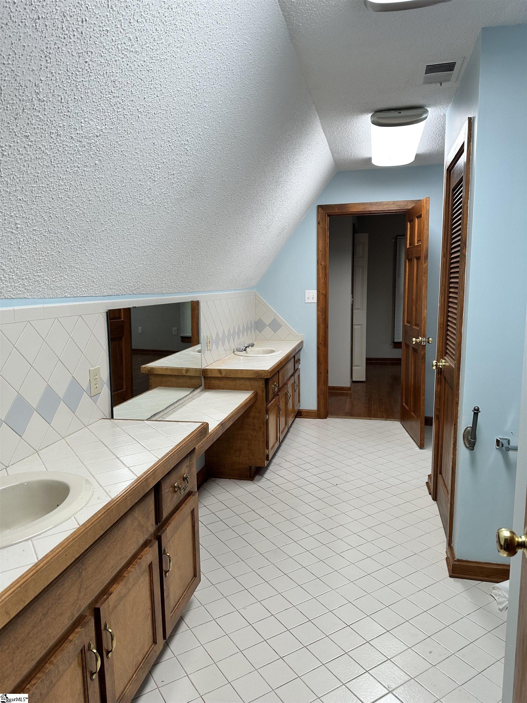 296 Long Mountain Road Pickens, SC 29671 - Photo 24 of 29
