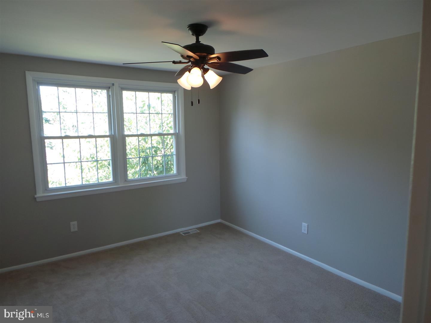 44 Spring Hill Drive Clementon, NJ 08021 - Photo 14 of 22