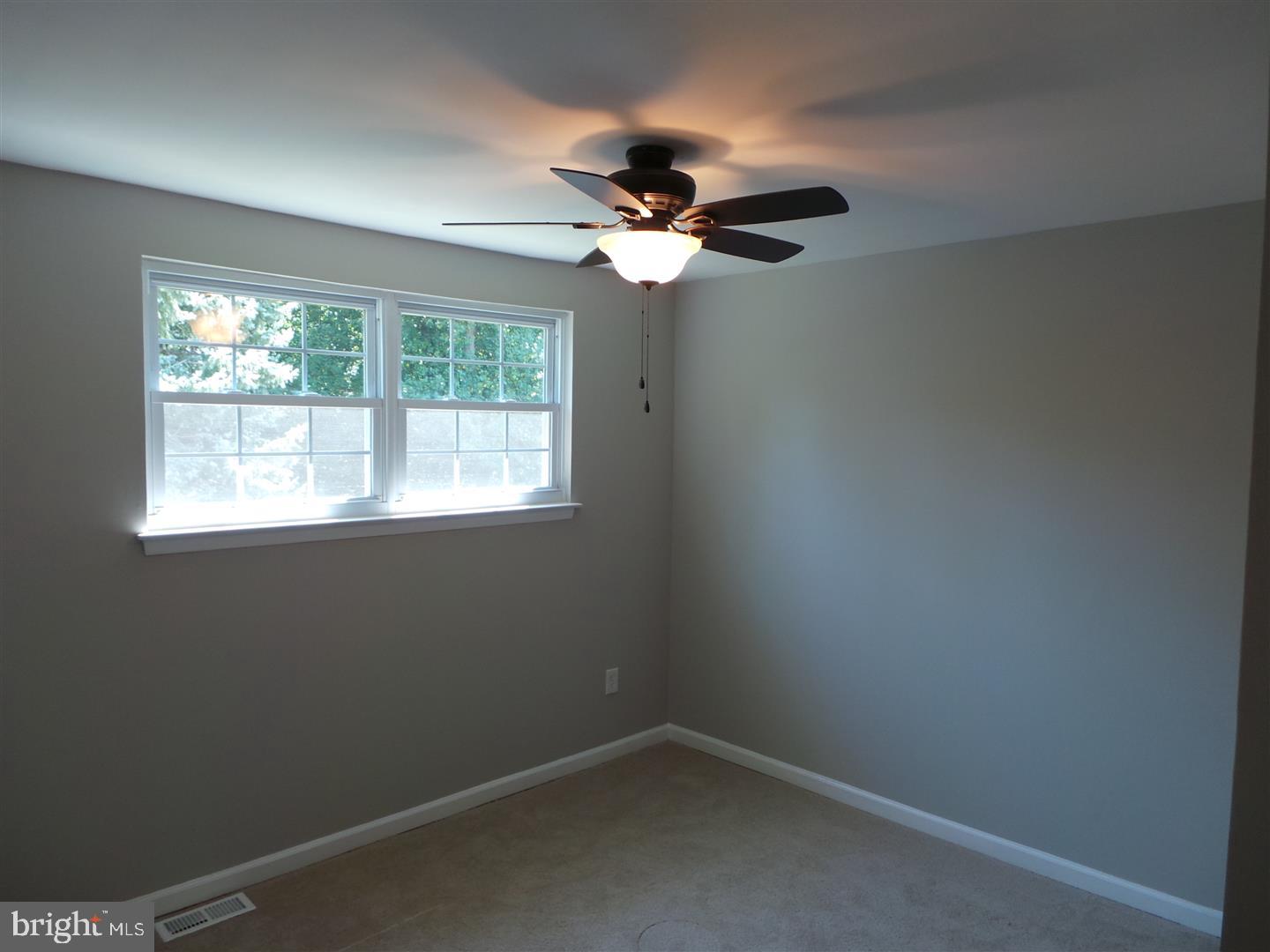 44 Spring Hill Drive Clementon, NJ 08021 - Photo 16 of 22