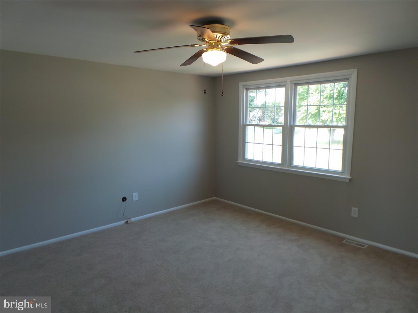 44 Spring Hill Drive Clementon, NJ 08021 - Photo 18 of 22