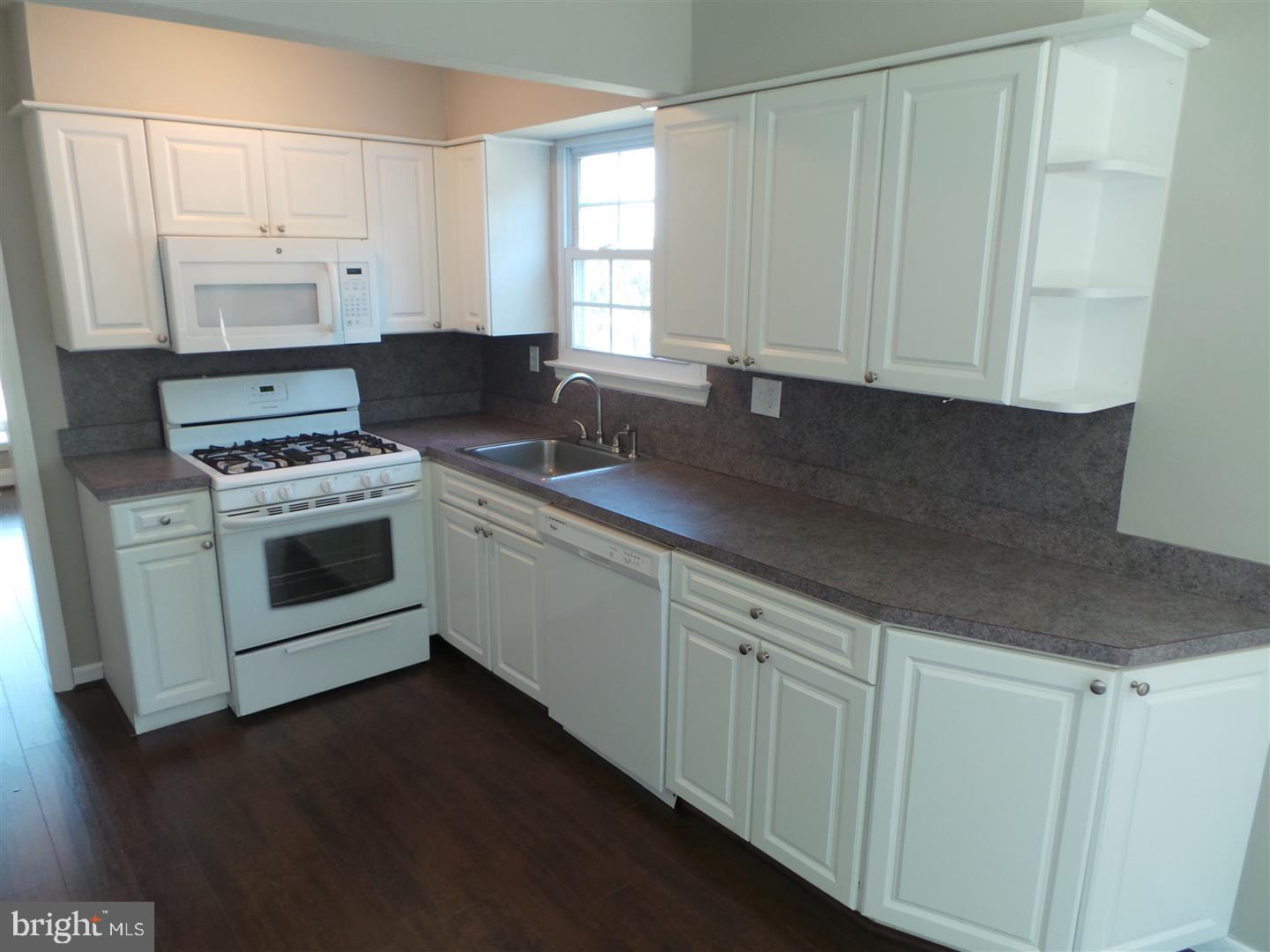 44 Spring Hill Drive Clementon, NJ 08021 - Photo 8 of 22