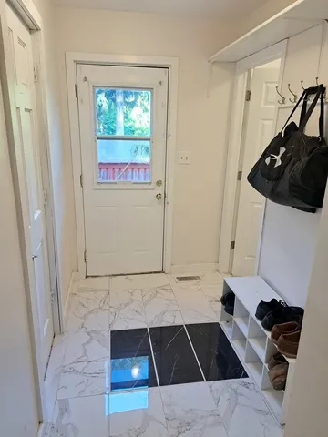 $320,000 | 4610 Dumoulin Avenue, Lisle, IL 60532