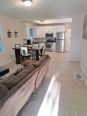 $320,000 | 4610 Dumoulin Avenue, Lisle, IL 60532