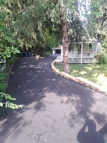 $320,000 | 4610 Dumoulin Avenue, Lisle, IL 60532