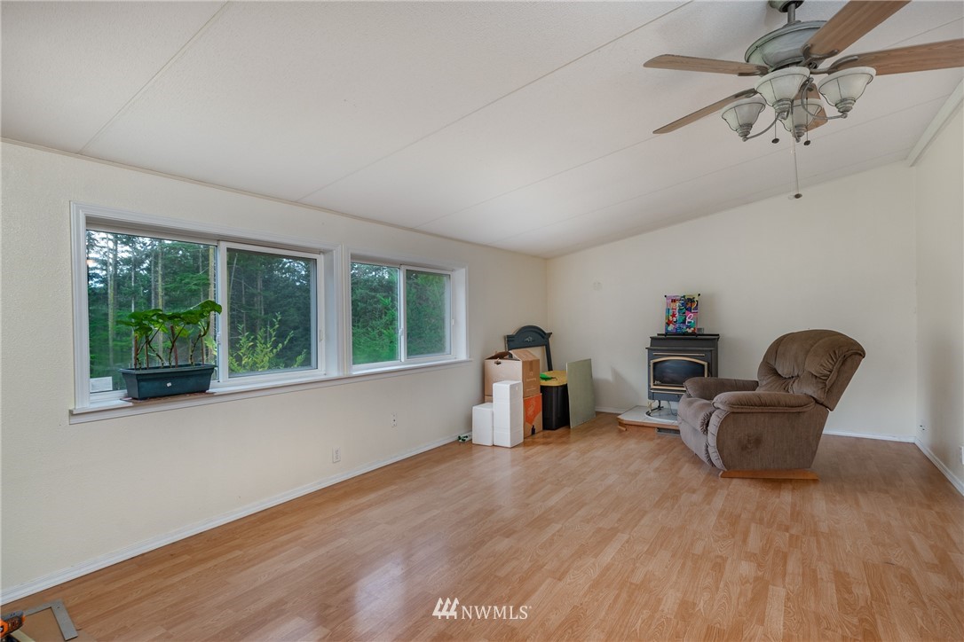 4541 Lyon Road Oak Harbor, WA 98277 - Photo 16 of 34 Gallery Image 16
