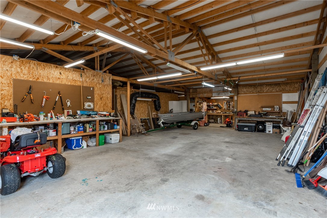 4541 Lyon Road Oak Harbor, WA 98277 - Photo 22 of 34 Gallery Image 22