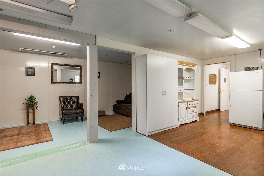 4541 Lyon Road Oak Harbor, WA 98277 - Photo 23 of 34 Gallery Image 23
