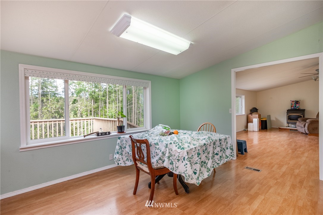 4541 Lyon Road Oak Harbor, WA 98277 - Photo 10 of 34 Gallery Image 10