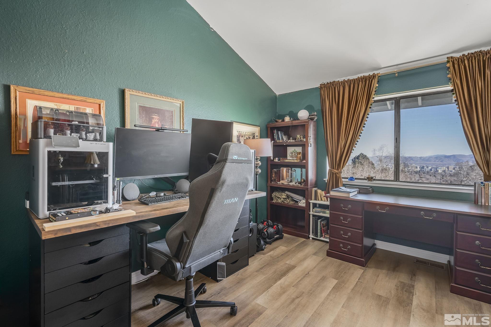 1860 Balboa Drive Reno, NV 89503 - Photo 14 of 33 Photo 14