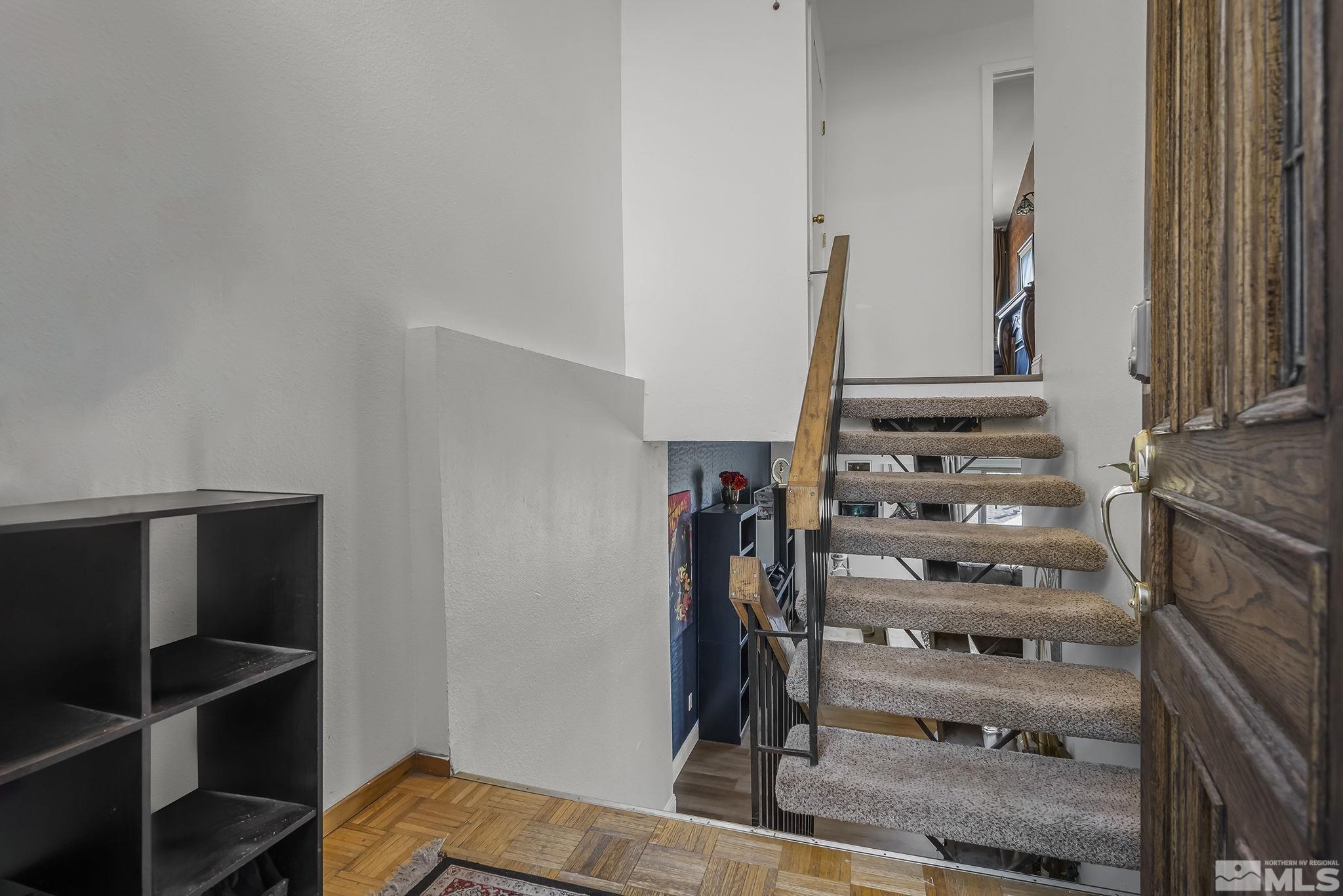 1860 Balboa Drive Reno, NV 89503 - Photo 17 of 33 Photo 17