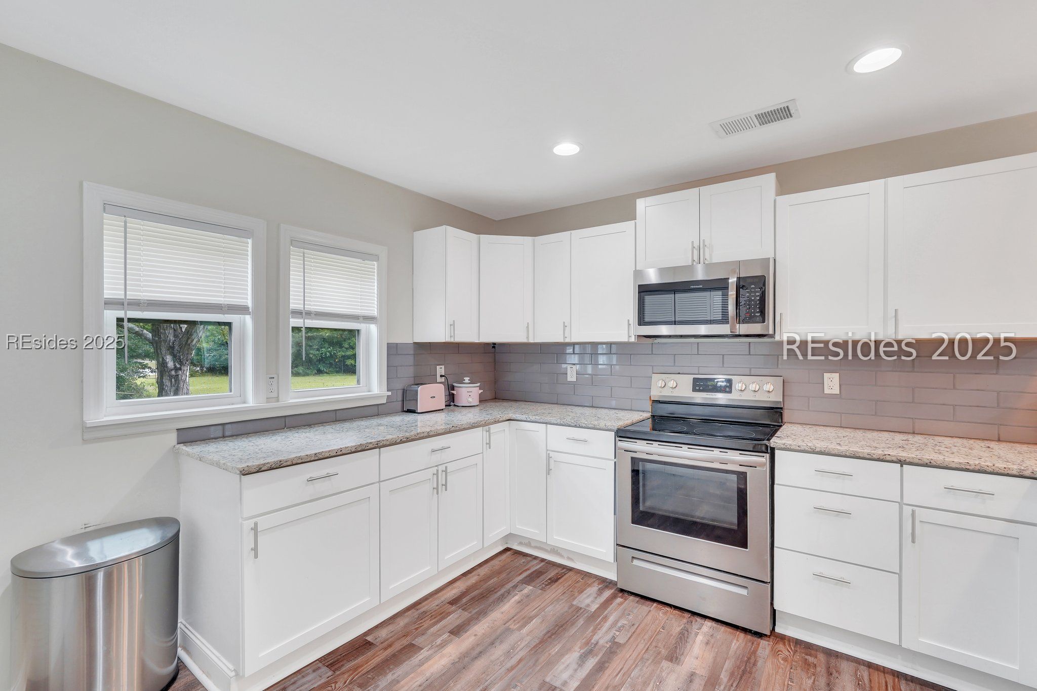 715 State Rd S-7-721 Beaufort, SC 29906 - Photo 10 of 18