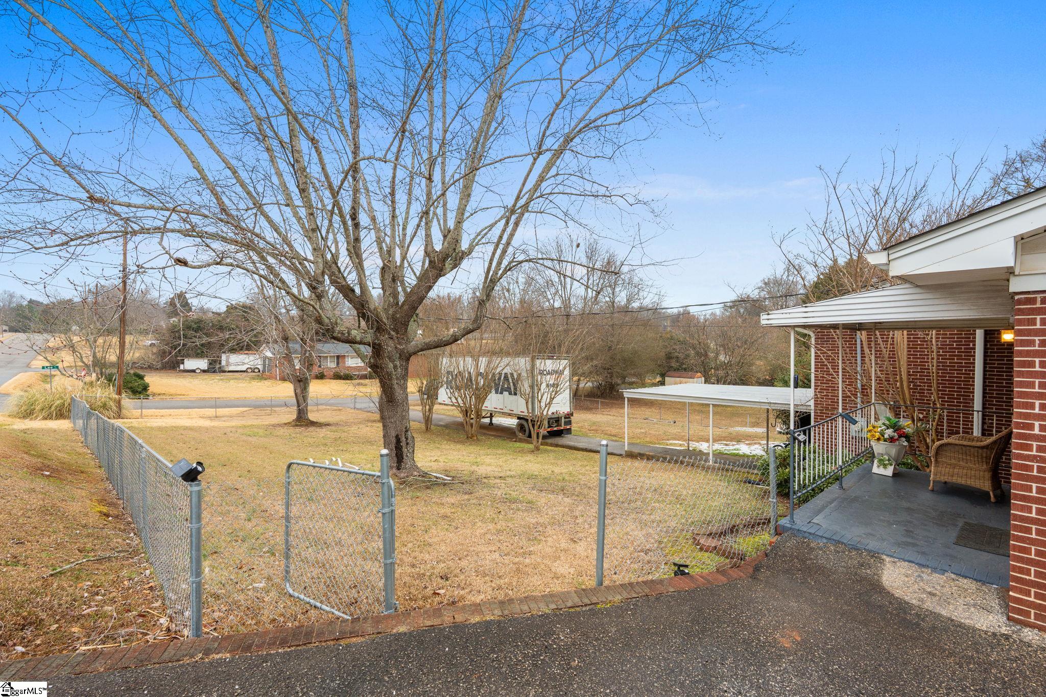 912 South Main Street Greer, SC 29650 - Photo 13 of 15